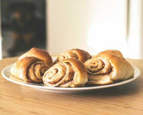Zimtschnecken pastries 2208050 1280