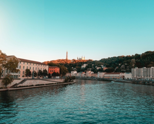 Lyon mitchell henderson wUzB7REX4c0 unsplash